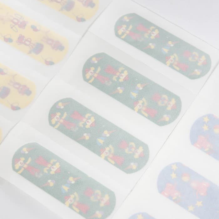 Лейкопластырь Master Uni Kids на полимерной основе с рисунками 20 шт.