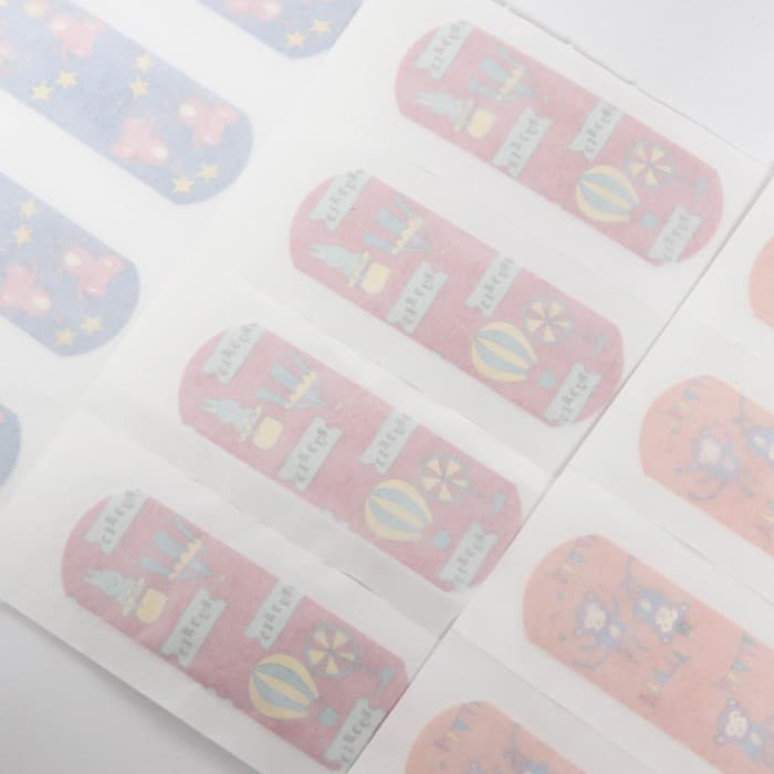 Лейкопластырь Master Uni Kids на полимерной основе с рисунками 20 шт.