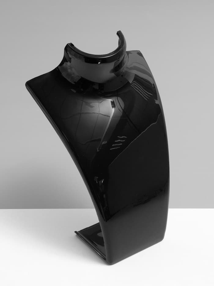 Бюст для украшений с отверстиями для серёжек QF, 13.5×10.5×20 см, h=20 см, чёрный, глянцевый