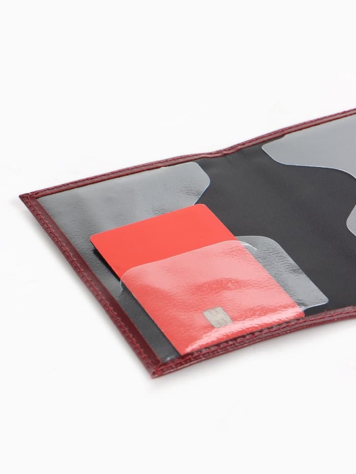 Обложка для паспорта, с гербом, бордовая