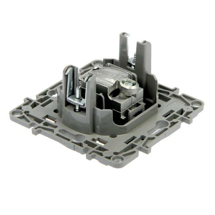 Розетка телевизионная Legrand Etika, скрытая, одноместная, 2 дБ, тип «звезда», белая, 672251