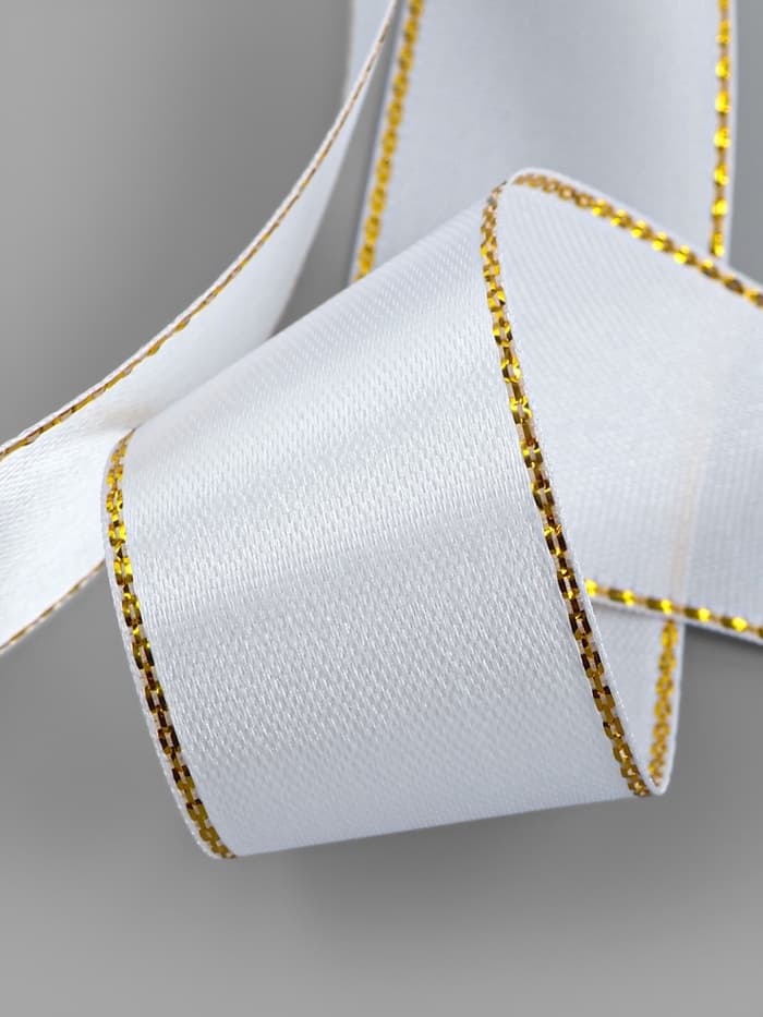 Лента атласная, с золотым люрексом, 25 мм, 23±1 м, белая №001