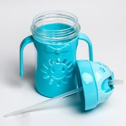 Поильник детский Крошка Я «Солнышко» с силиконовой трубочкой, от 9 мес., 250 мл., с ручками, цвет МИКС