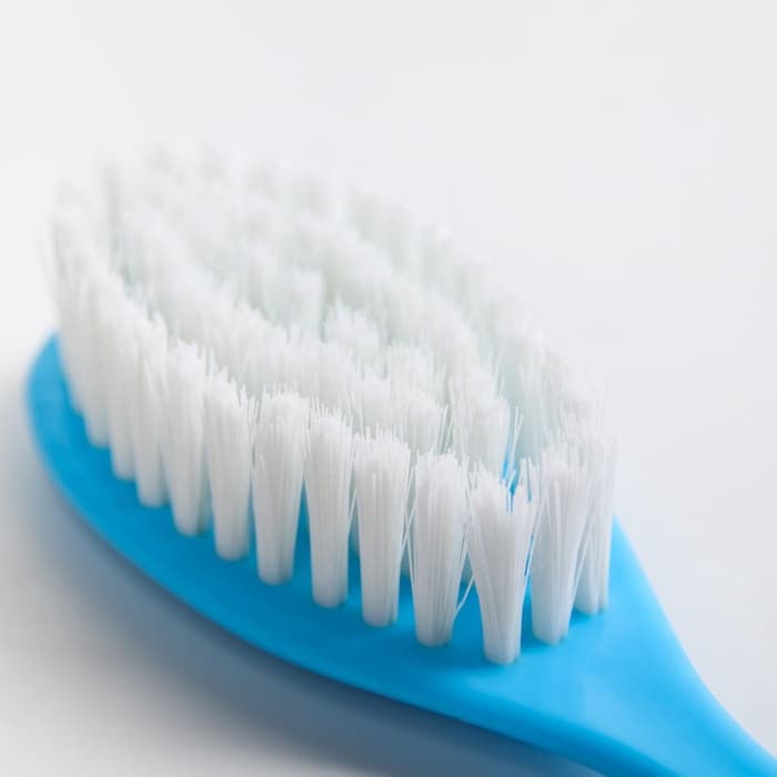 Набор по уходу за ребёнком, 5 предметов: щётка, расчёска, безопасные ножницы, пилочка и щипчики для ногтей, голубой