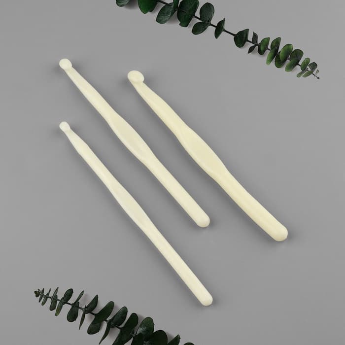 Набор крючков для вязания, d=7/8/9 мм, 14 см, 3 шт., белый