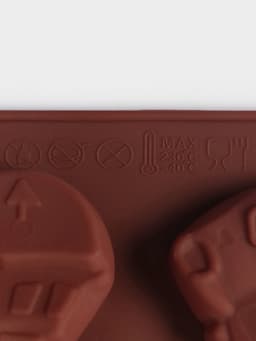 Форма для мармелада и шоколада Доляна «Машинки», силикон, 21×11 см, 8 ячеек (4.3×3.5 см), коричневая