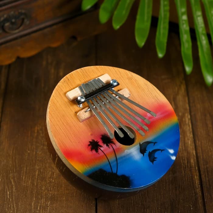 Сувенирный музыкальный инструмент «Калимба курорт», круглая, 7×14×14 см, МИКС