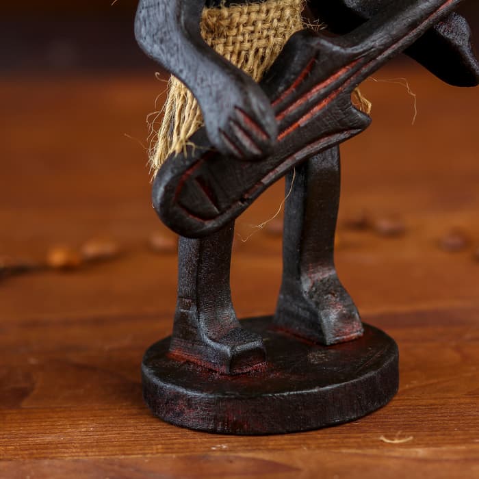 Сувенир «Абориген-гитарист», 16×10×8 см, дерево