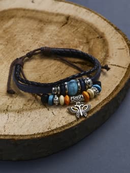 Браслет кожаный с подвеской «Бабочка и Бусины», d=5 см, 3 нити, разноцветный