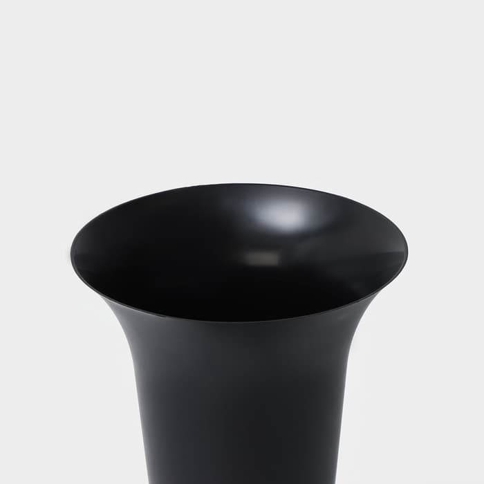 Ваза для цветов, 3 л, d=19 см, h=33 см, пластиковая, чёрная