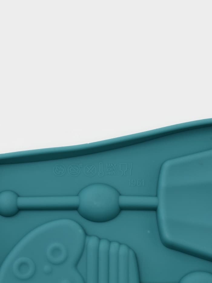 Форма для леденцов Доляна «Капкейк», силикон, 27.5×16.5 см, 6 ячеек (6×7 см), с палочками, МИКС