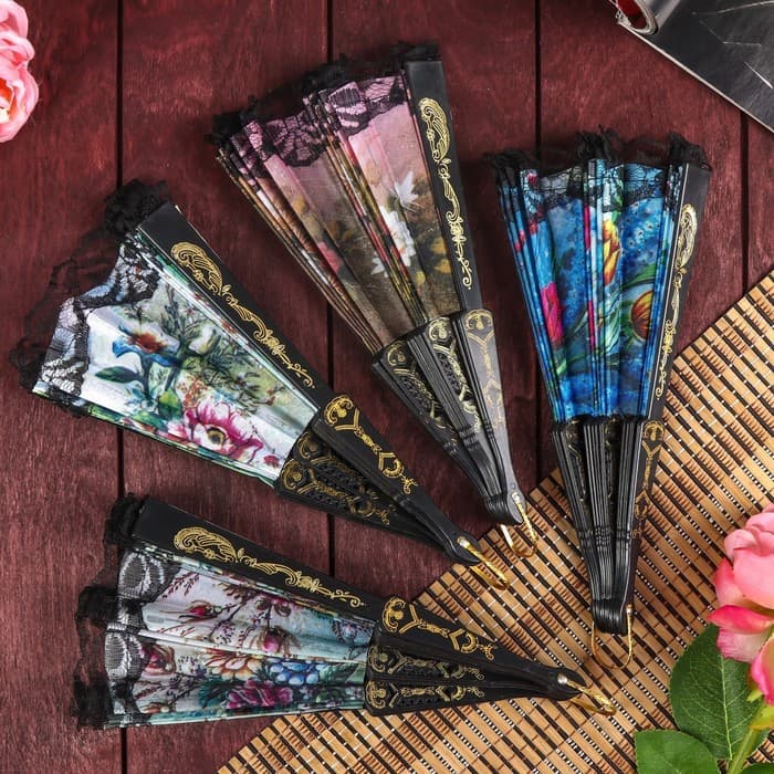 Веер складной «Цветы», 24 см, пластик, МИКС