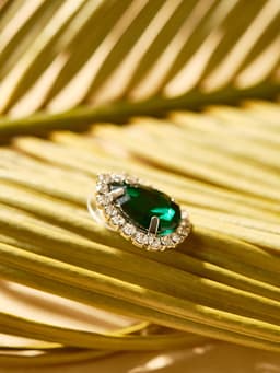 Набор 2 предмета: серьги, колье «Жаклин», дуэт, капля, цвет бело-изумрудный в серебре, 45 см