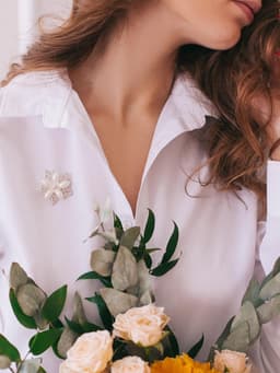 Брошь «Ассорти» цветы рисовые, цвет белый в серебре