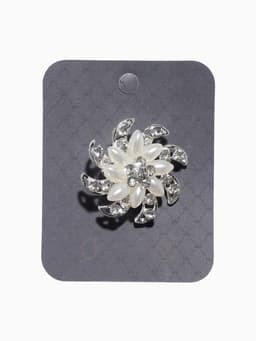 Брошь «Ассорти» цветы рисовые, цвет белый в серебре