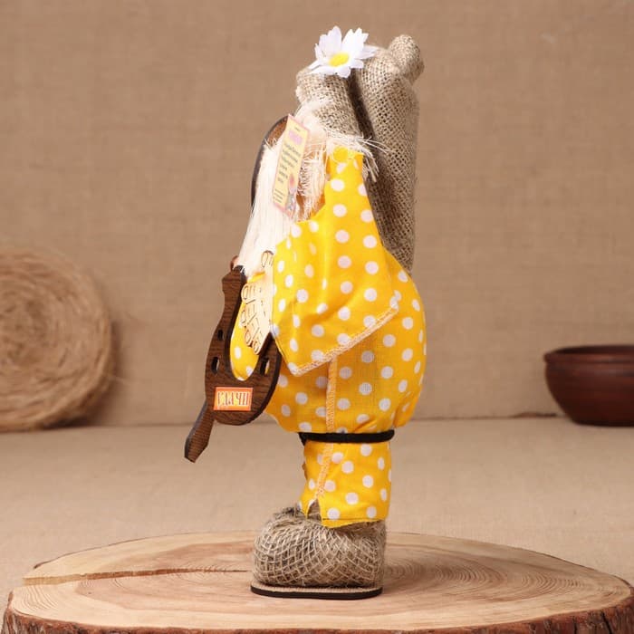 Фигурка - оберег «Домовой. Славуся в льняном колпаке, с ложкой и подковой», МИКС