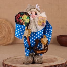 Фигурка - оберег «Домовой. Славуся в льняном колпаке, с ложкой и подковой», МИКС