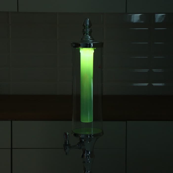 Башня пивная «Петронас», 3 л, колба для льда, с подсветкой, 2 батарейки AG3, пластик, металлик