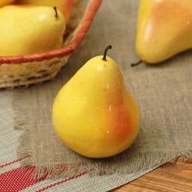 Муляж «Груша жёлтая», 7×8 см