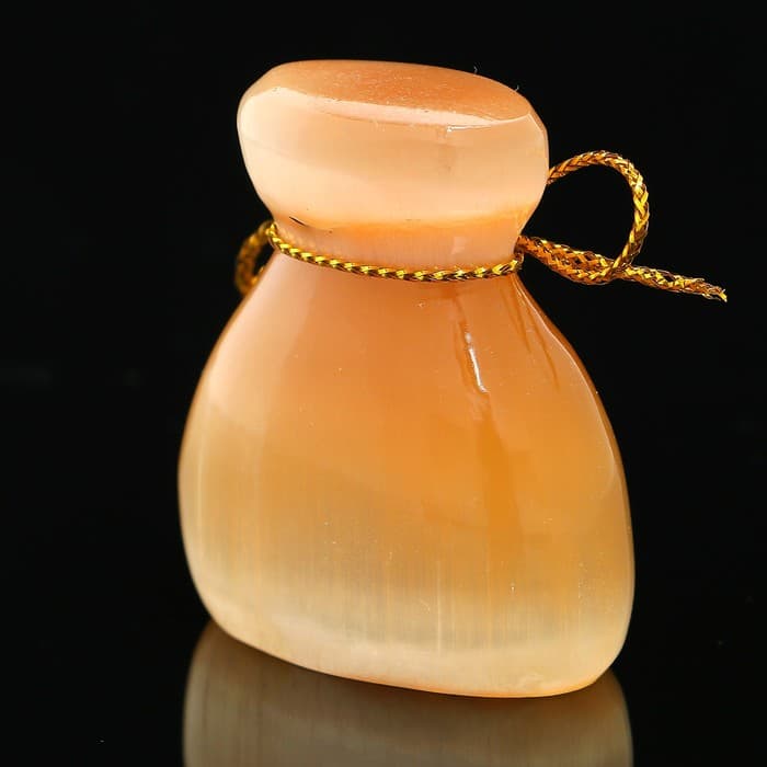 Фигурка - оберег «Мешочек семейного благополучия», большой, селенит