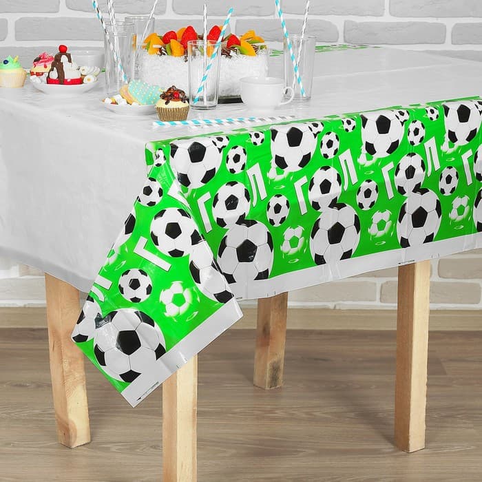 Скатерть одноразовая «Футбол», 180×137 см