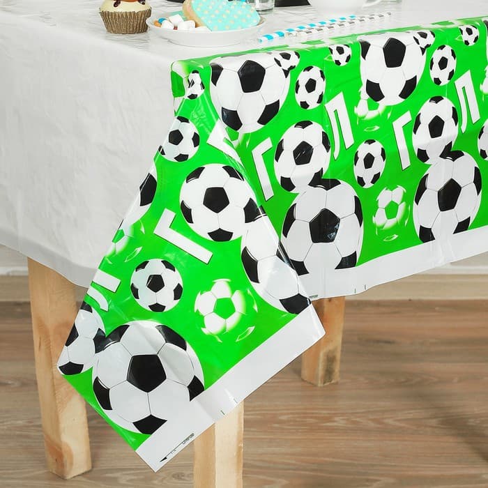 Скатерть одноразовая «Футбол», 180×137 см
