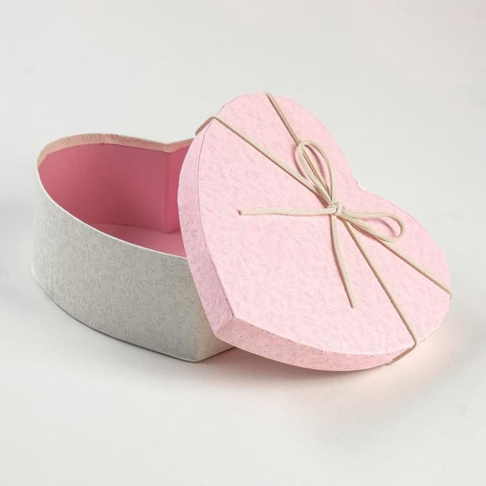 Набор подарочных коробок сердце 3 в 1, белый - розовый, 21×19×9 - 15.5×14×6 см