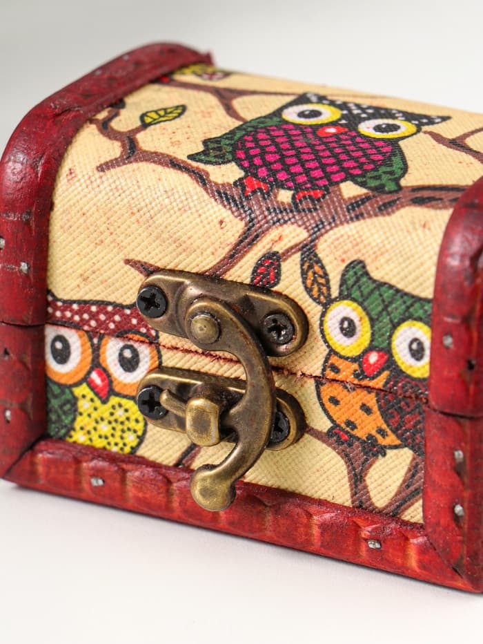 Шкатулка для украшений «Сундучок. Совята», дерево, 6×8×5.5 см