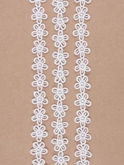 Кружево гипюровое, 15 мм, 14±1 м, белое