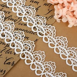 Кружево гипюровое, 35 мм, 14±1 м, цвет белый