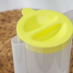 Набор для напитков Альтернатива «Турист», 5 предметов: кувшин 1 л, 4 кружки 300 мл, пластик, МИКС