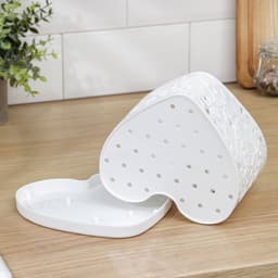 Подставка под столовые приборы Альтернатива «Сердце», 17×18.5×15.5 см, пластик, белая