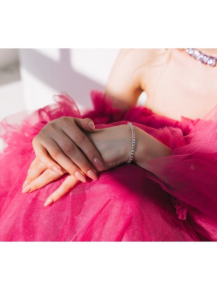 Браслет со стразами «Лёд», d=5 см, 1 ряд, 4 мм, радужный в серебре