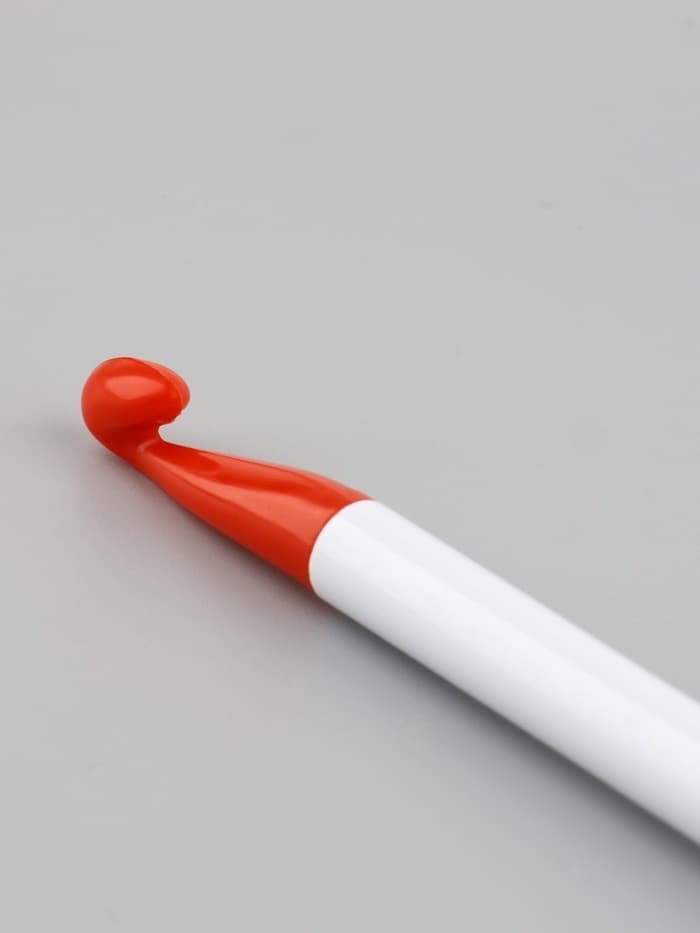 Крючок для вязания, d=7 мм, 16 см, белый, красный