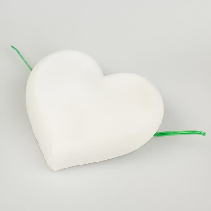 Минеральный камень для птиц «Перрико», в виде сердечка, коробка, 12 г