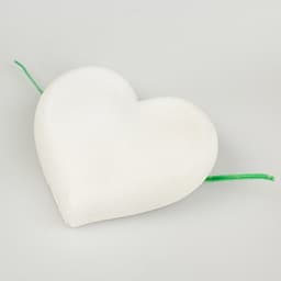 Минеральный камень для птиц «Перрико», в виде сердечка, коробка, 12 г