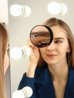 Зеркало макияжное, увеличение ×10, на присосках, d=9 см, чёрное