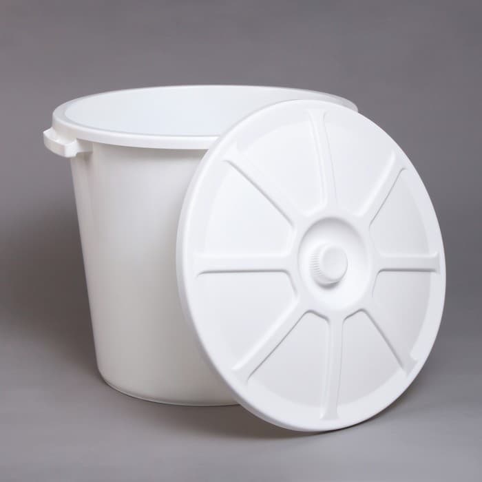 Бак пищевой, 80 л, пластиковый, с крышкой, МИКС