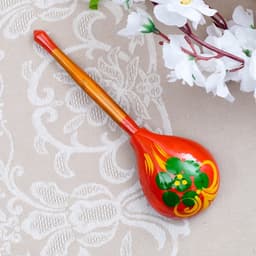 Ложка деревянная «Краснушка», полубасок, красный фон