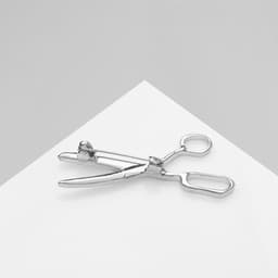 Брошь «Ножницы», белая в серебре