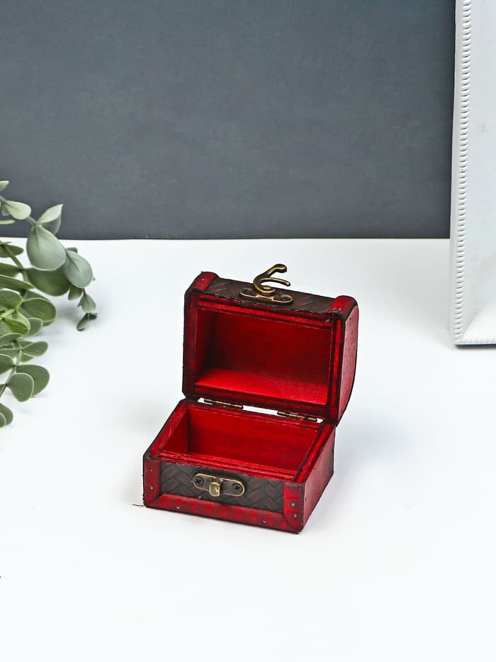 Шкатулка для украшений «Сундучок. Плетёнка », дерево, 6×5×8 см