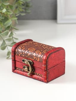 Шкатулка для украшений «Сундучок. Цветущий сад и бабочки», дерево, 7×9.5×5.7 см