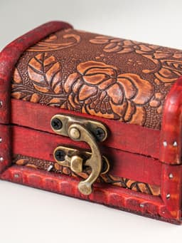 Шкатулка для украшений «Сундучок. Цветущий сад и бабочки», дерево, 7×9.5×5.7 см