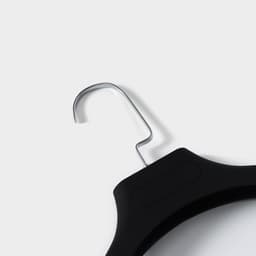 Плечики - вешалка для одежды, 38.5×4.4×22.5 см см, размер 40-42, покрытие софт тач, чёрные