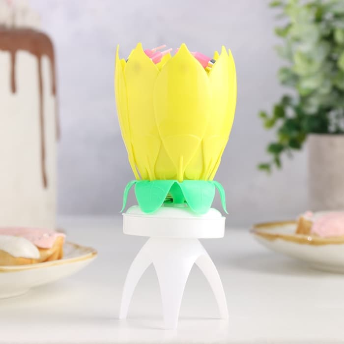 Свеча для торта музыкальная «Тюльпан», крутящаяся, жёлтая, 14.5×6 см