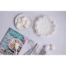 Форма для муссовых десертов и выпечки KONFINETTA «Ромашка», силикон, 22×4.5 см, белая