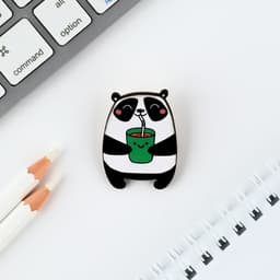 Значок в коробочке «Панда» 5×4 см