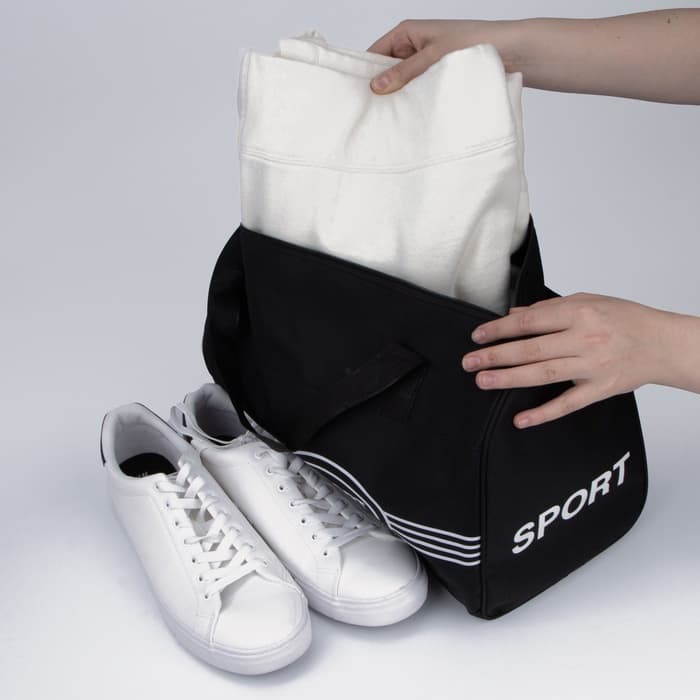 Сумка спортивная на молнии, длинный ремень, средний размер, чёрная