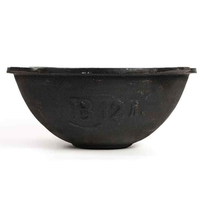 Казан Шафран, 12 л, плоское дно, алюминиевая крышка, чугун