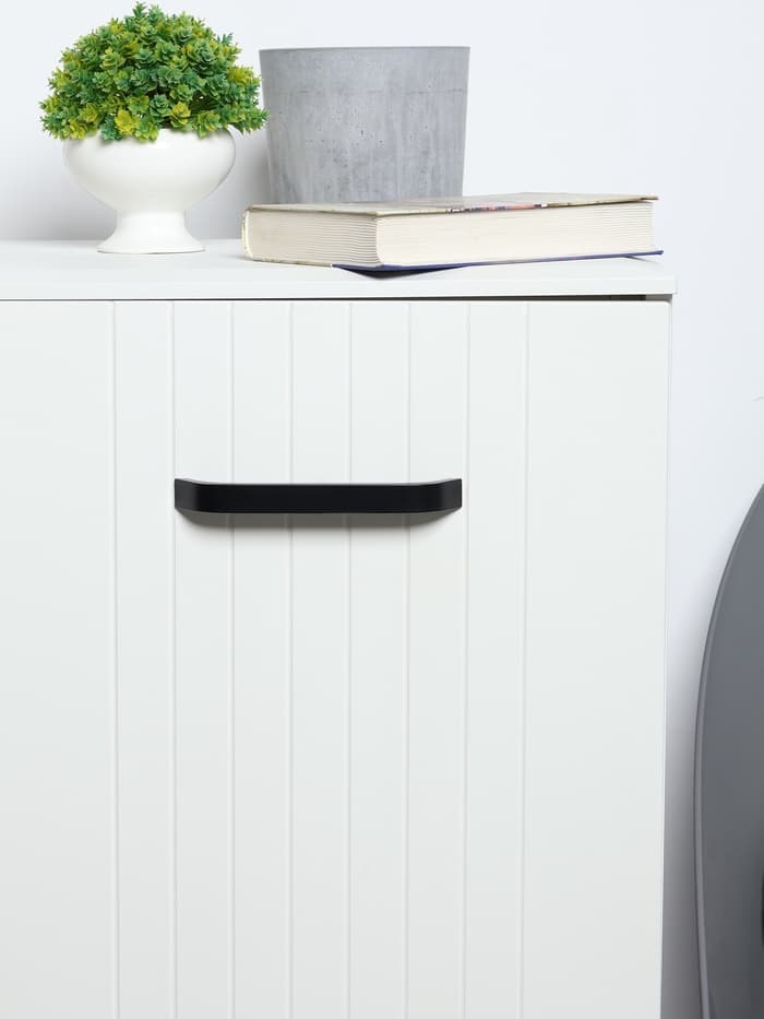 Ручка-скоба мебельная ТУНДРА РС109, м/о 160 мм, черная